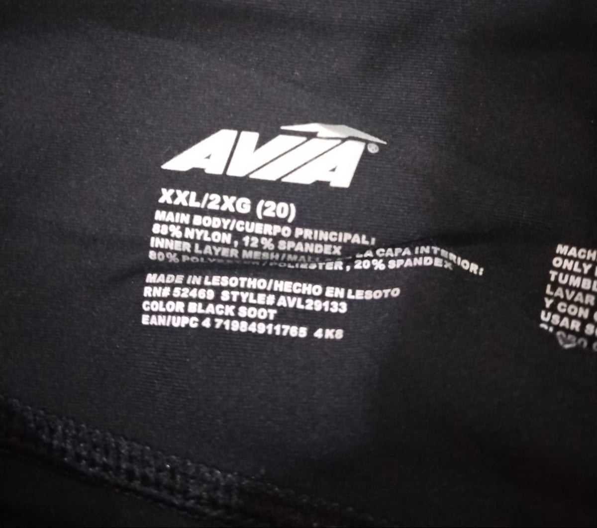 AVIA|XXL|WAIST 36|Women's high-waisted active capri leggings with side pockets