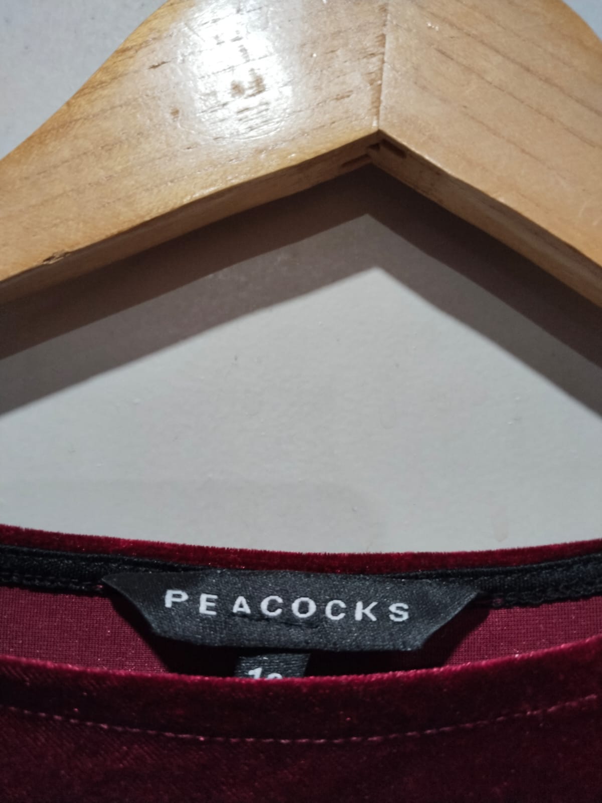 PEACOCKS|M|BUST 18|C4|BURGUNDY VELVET RUCHED MIDI DRESS
