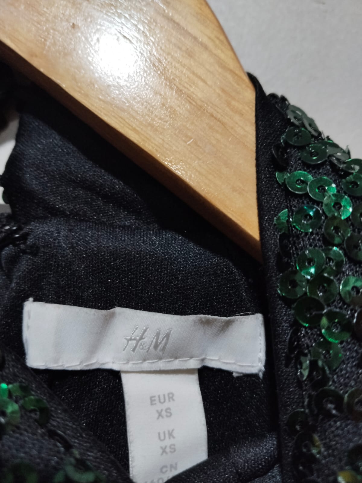 H&M|XS/S|BUST 20|GREEN SEQUIN MOCK NECK MINI DRESS