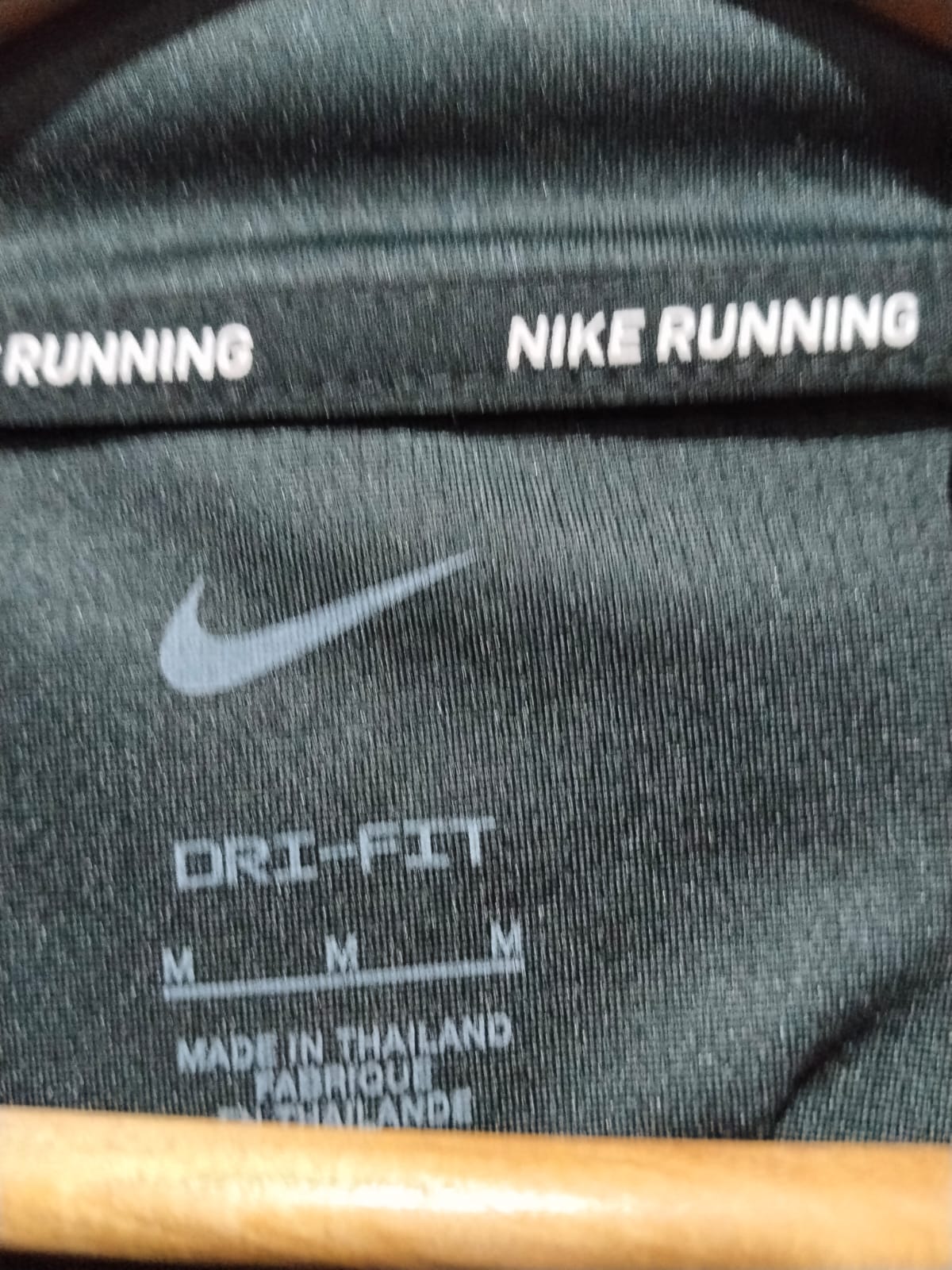 NIKE DRIFIT|M|BUST 20|NIKE DRI-FIT SWOOSH HALF-ZIP RUNNING MID LAYER TOP