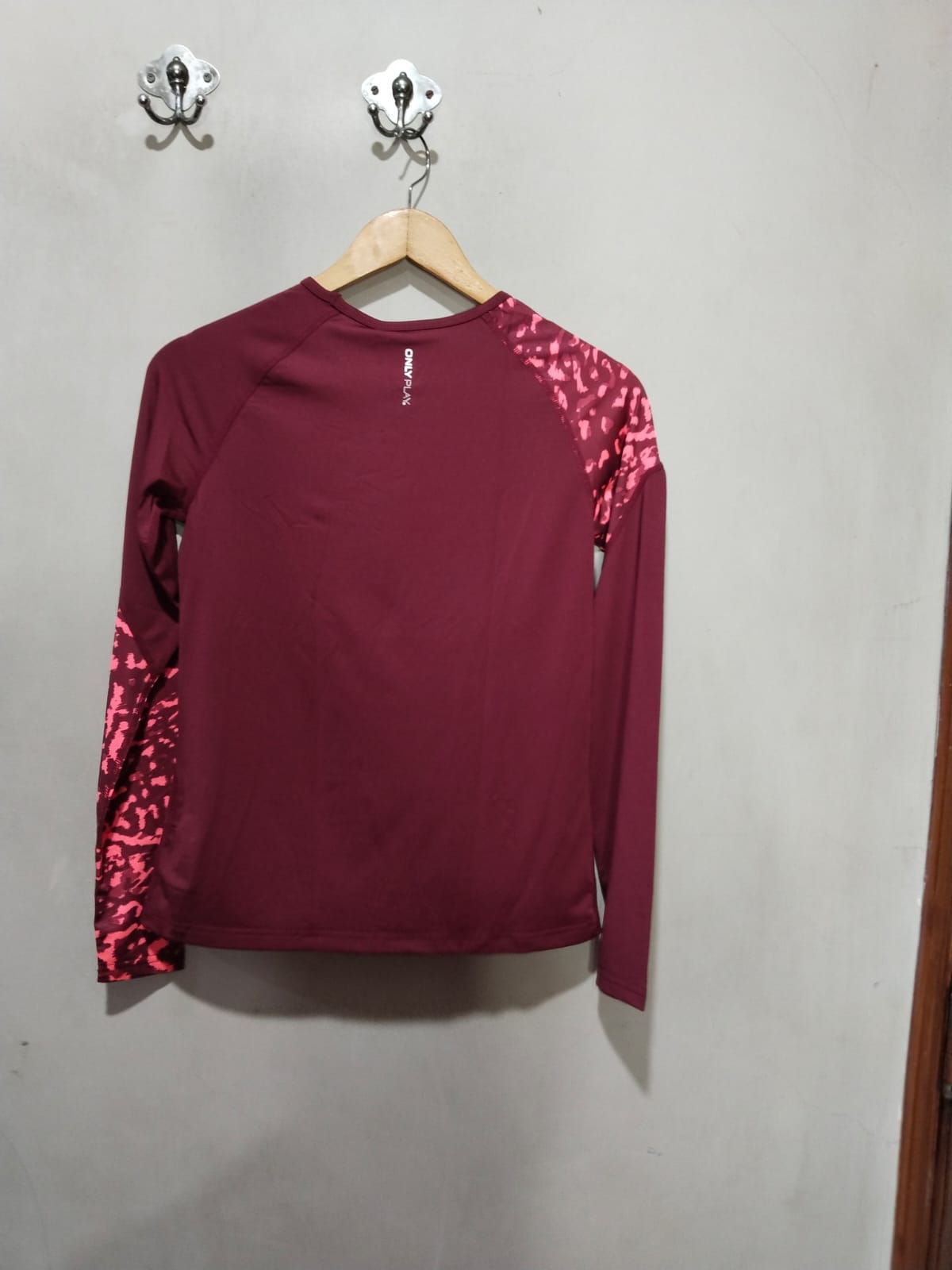 ONLY PLAY|S|BUST 16.5|AUBRION HYDE PARK CROSS COUNTRY SHIRT