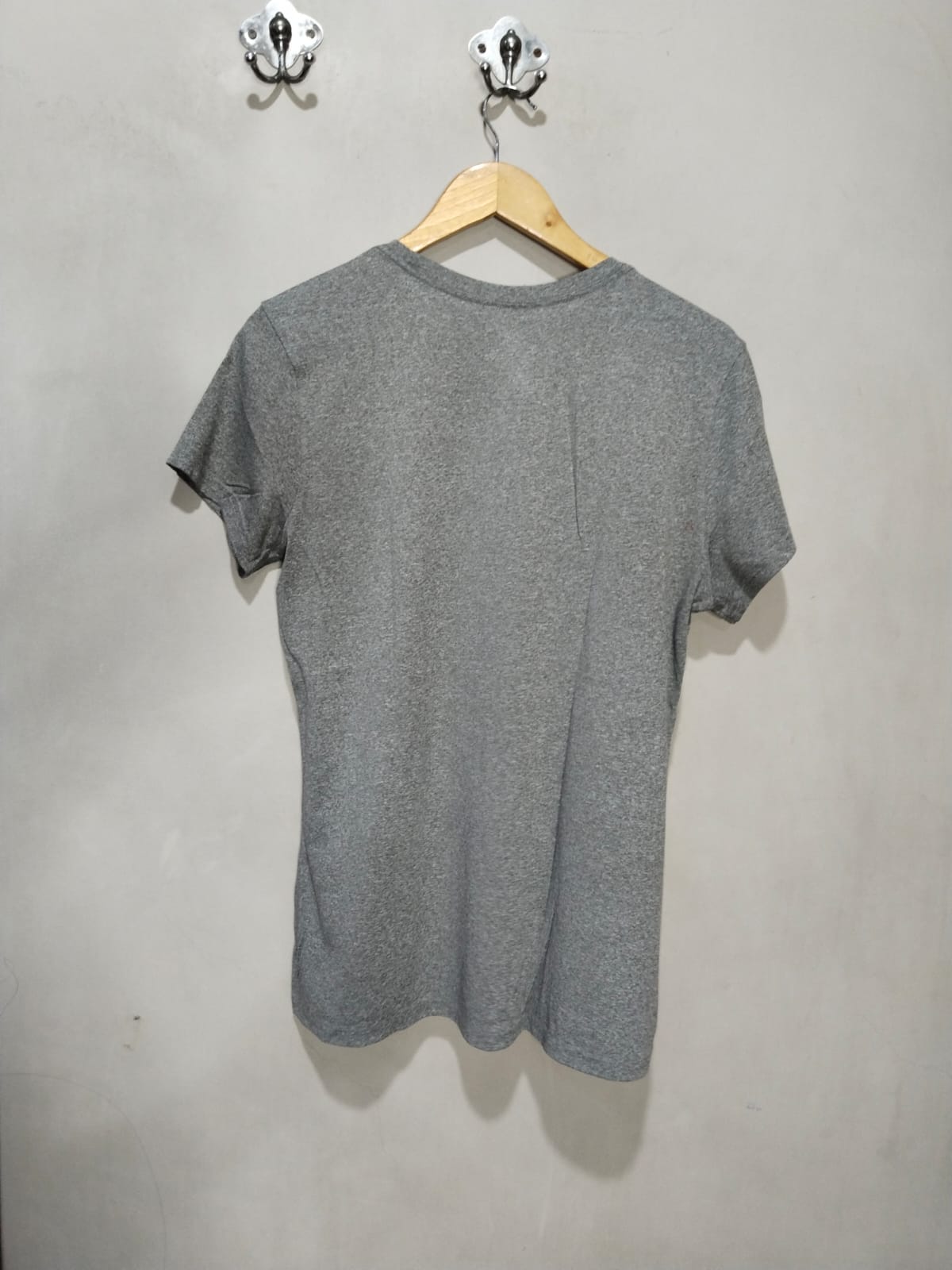 NIKE |L|BUST 20|GRAY NIKE "CASCADE CHRISTIAN" T-SHIRT