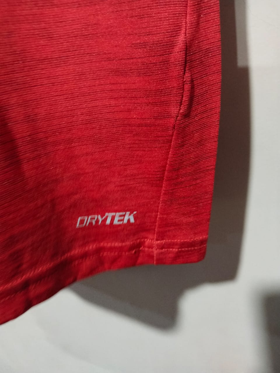 TEK GEAR |L|BUST 17|DRY TEK RED HEATHERED ATHLETIC T-SHIRT