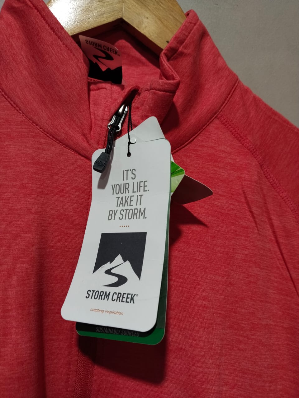 STORM CREEK |M|BUST 18|CORAL HEATHERED CUTTER & BUCK HALF-ZIP PULLOVER