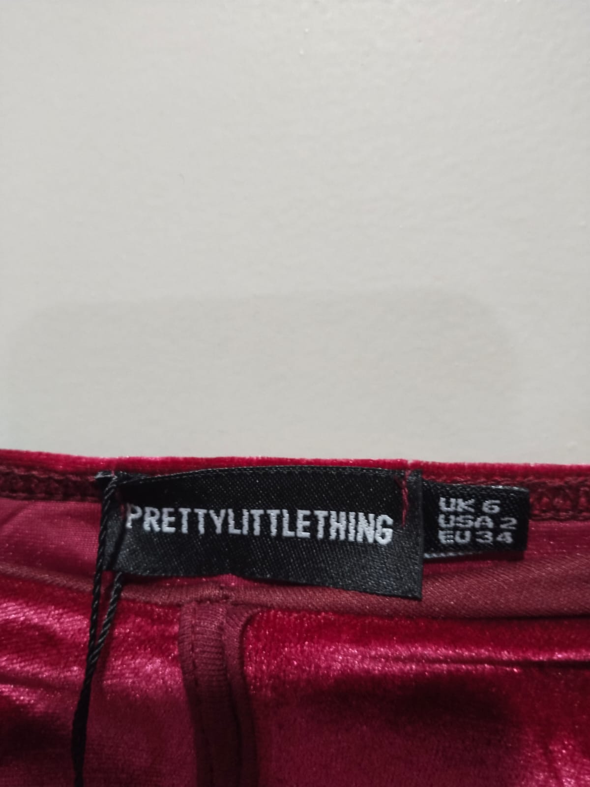 PRETTY LITTLE THINGS|XS|S|BUST 13|Maroon Velvet Bodycon Midi Dress