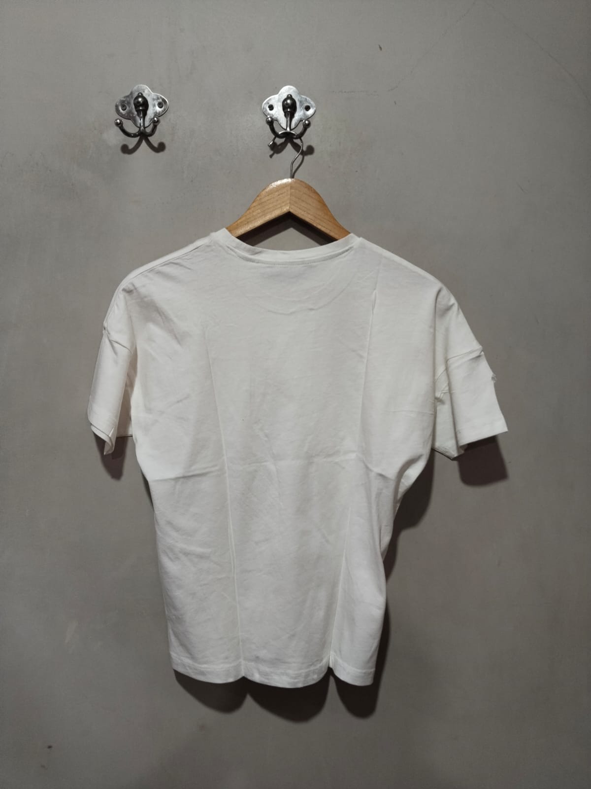 GEORGE|M|BUST 19|White Cheetah Short Sleeve Top