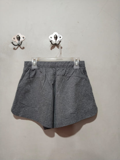 UNIQLO|XS|WAIST 24|ATHLETA DOWNPLAY SHORTIE HEATHER GRAY
