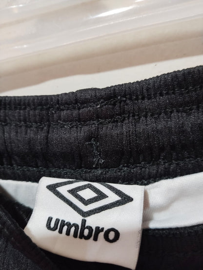 UMBRO|XS|WAIST 24|omen's Black 2-in-1 Training Shorts