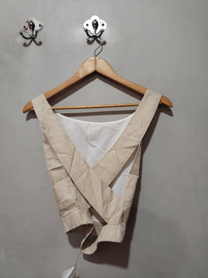 AERE|M|BUST 15|BEIGE SLEEVELESS CROP TOP