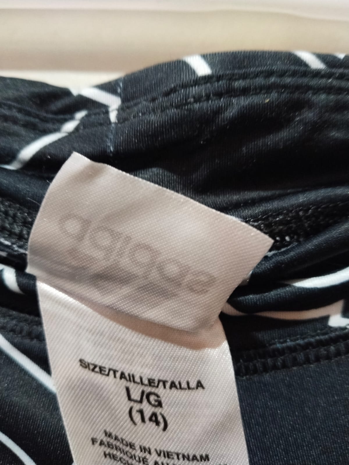 ADIDAS|XS|WAIST 24|ESSENTIALS LOGO ALLOVER PRINT LEGGINGS.