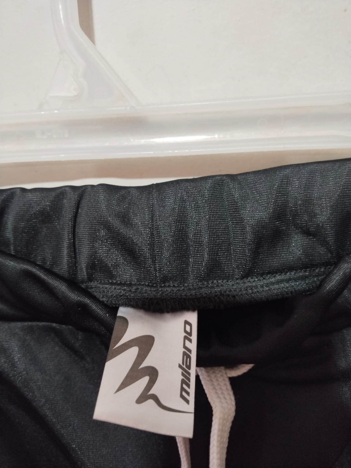 MILANO |M/L|WAIST 30|BLACK TRACK PANTS