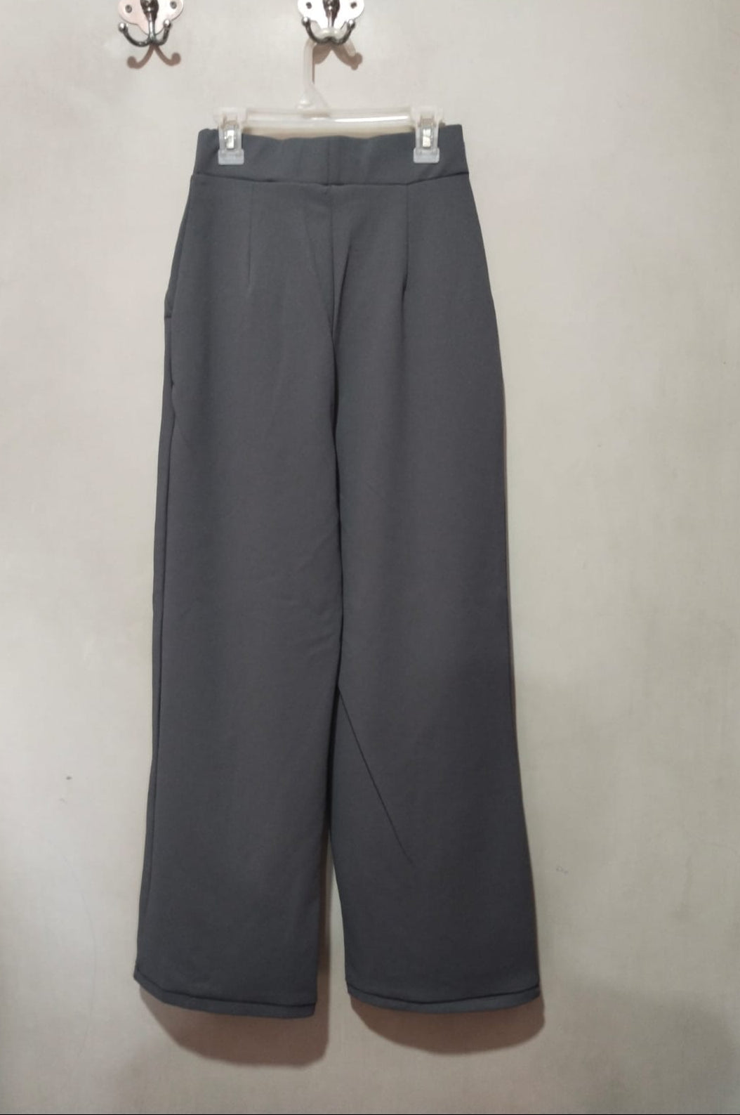 H&M|XS|WAIST 24|WOMEN'S GREY PLEATED WIDE-LEG TROUSERS