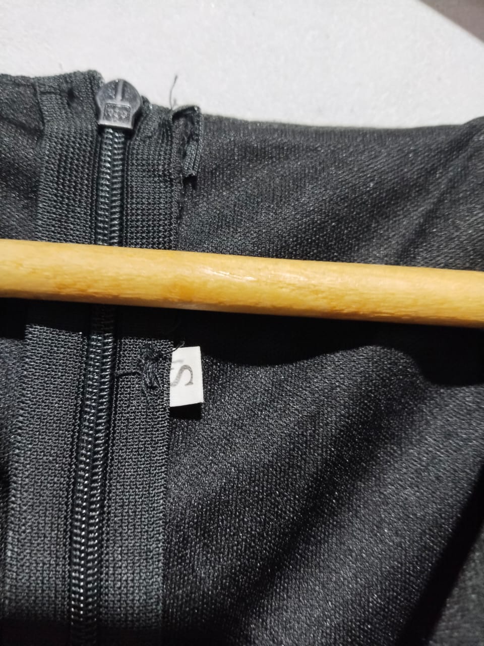 BLACK LONG SLEEVE WRAP METALLIC WIDE LEG JUMPSUIT|S|BUST 17