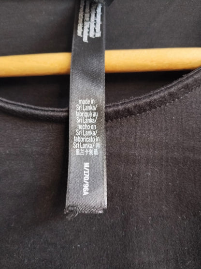 VICTORIA SPORTS|M|BUST 15.5| BLACK LONG SLEEVE CROP TOP