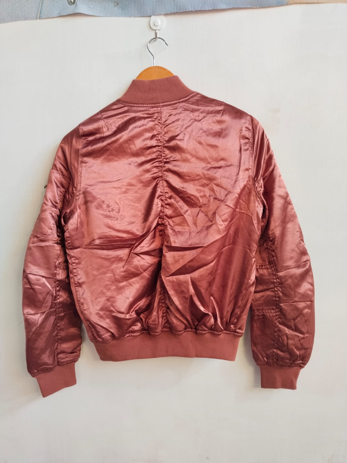 MAUVE SATIN BOMBER JACKET|S/M|BUST 19