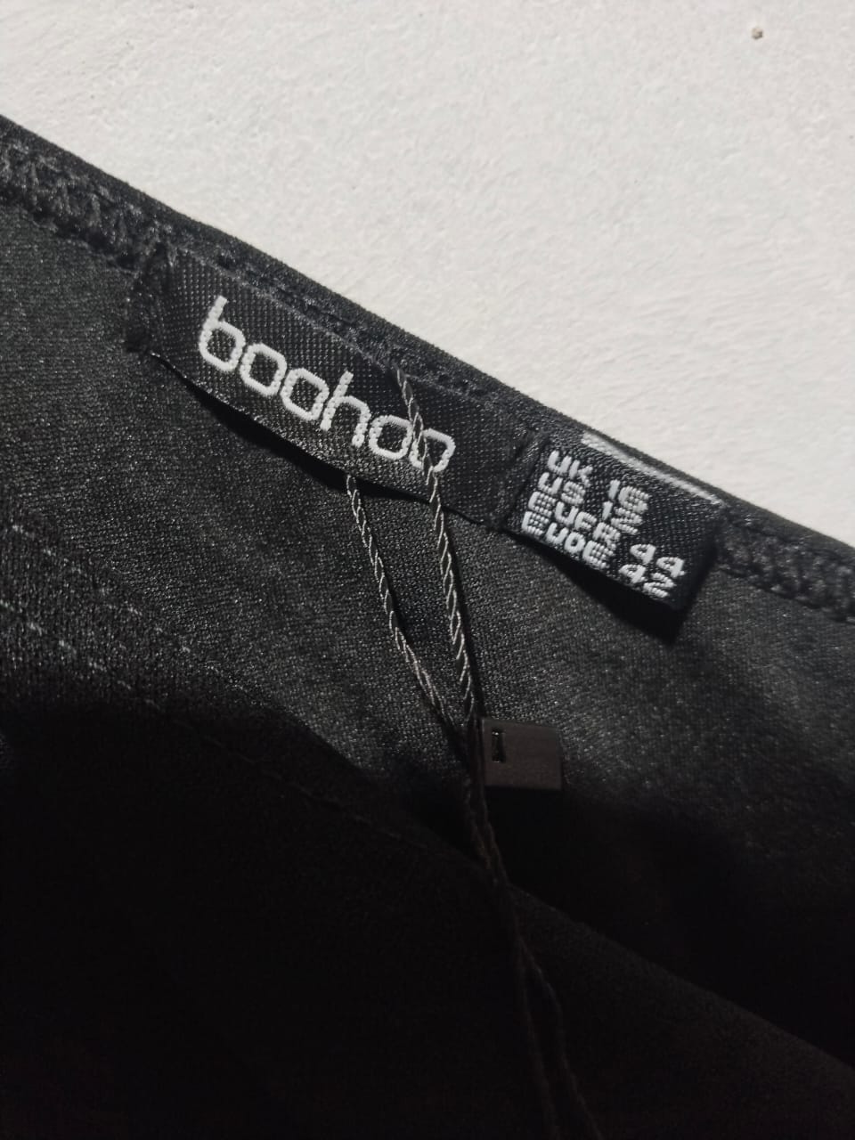 BOOHOO|L/XL|BUST 18|BLACK ONE-SHOULDER DRAPED TULIP HEM MIDI DRESS.