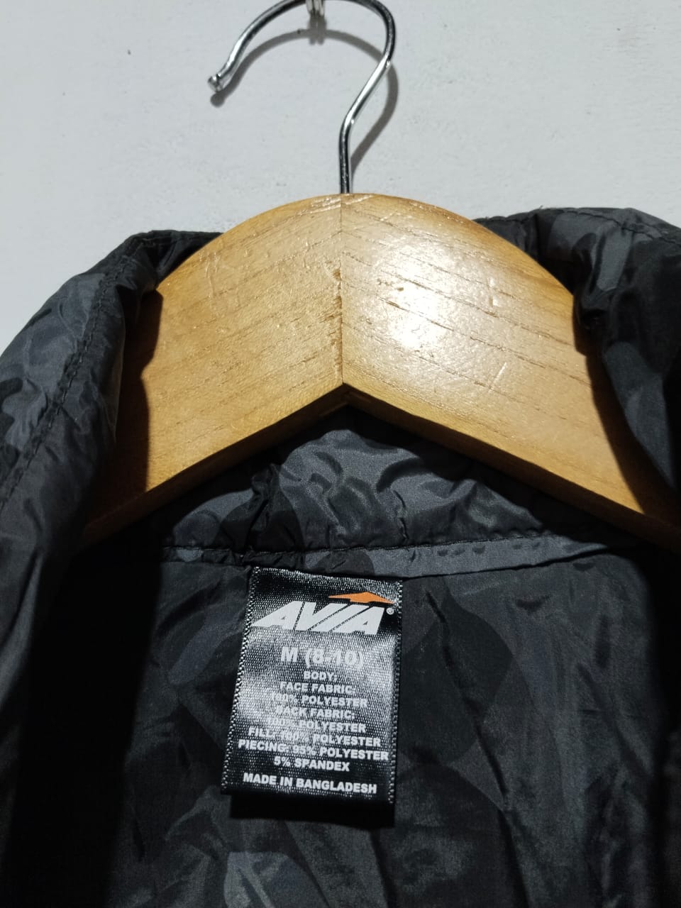 AVIA|M|BUST 18|BLACK CAMOUFLAGE QUILTED PERFORMANCE VEST