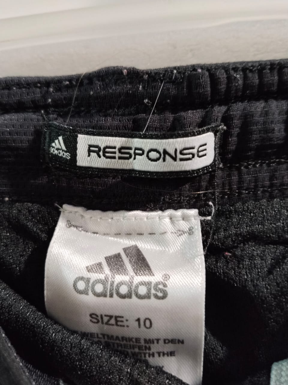 ADIDAS RESPONSE|M|WAIST 30|BLACK RUNNING SHORTS