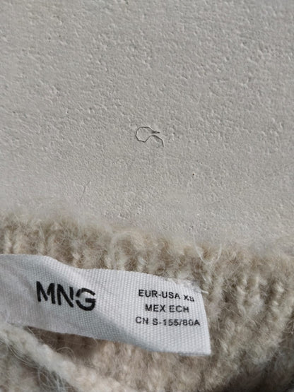 MNG |XS|BUST 13|BEIGE RIBBED KNIT CROP TOP WITH GOLD CHAINS