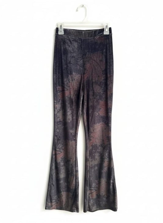 PRETTY LITTLE THING|XS|WAIST 22|VELVET PRINT FLARED TROUSERS