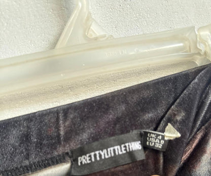 PRETTY LITTLE THING|XS|WAIST 22|VELVET PRINT FLARED TROUSERS