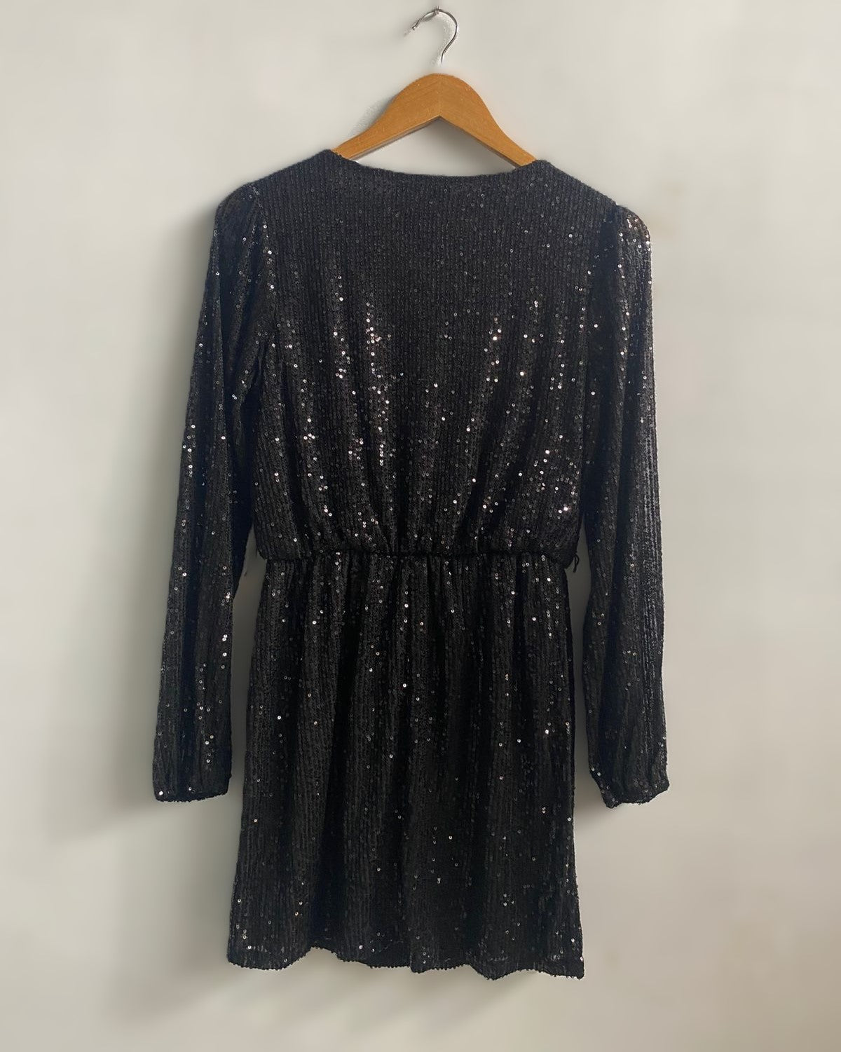 CRYSTAL SKY|M|BUST 17|BLACK SEQUIN LONG SLEEVE DRESS