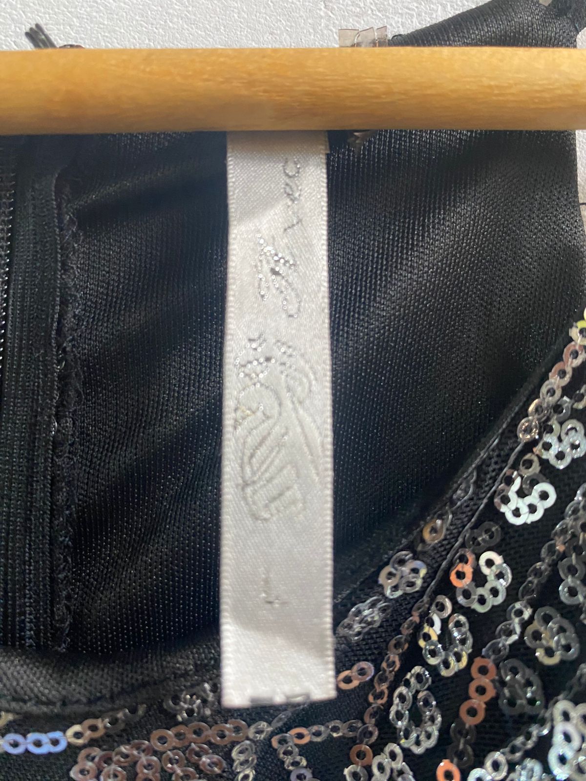 BLACK AND SILVER PAISLEY PRINT MINI DRESS|L|BUST 17