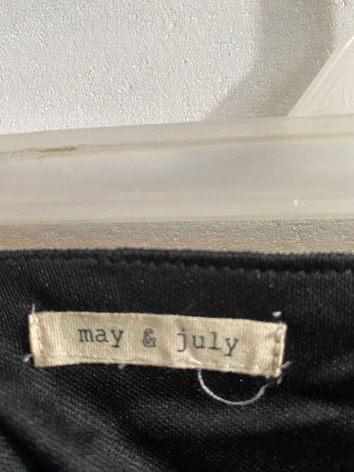 MAY & JULY|S|WAIST 28|BLACK AND GOLD SEQUIN MINI SKIRT