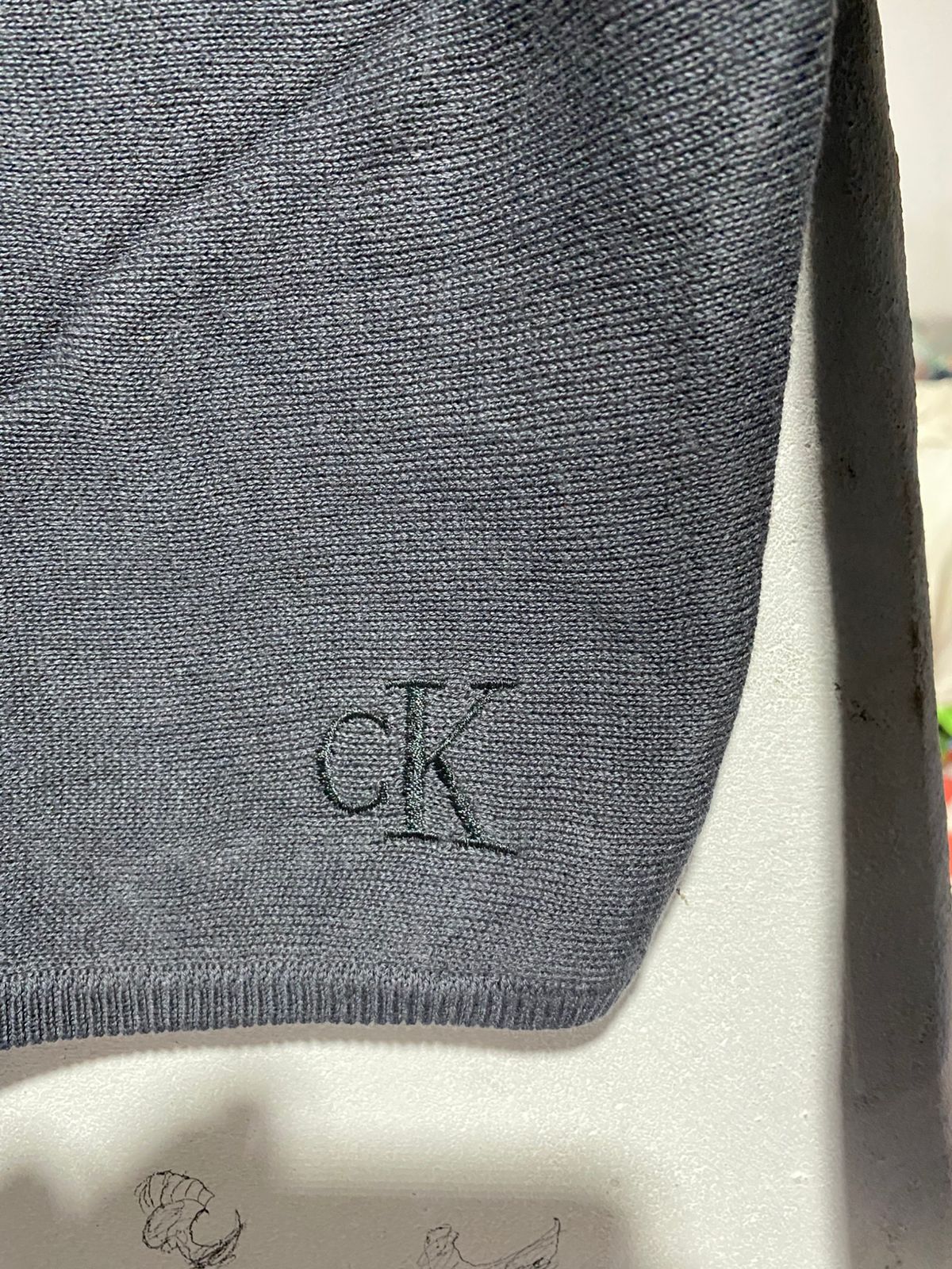 CALVIN KLEIN|XS/S|BUST 22|Badge Crew Sweatshirt