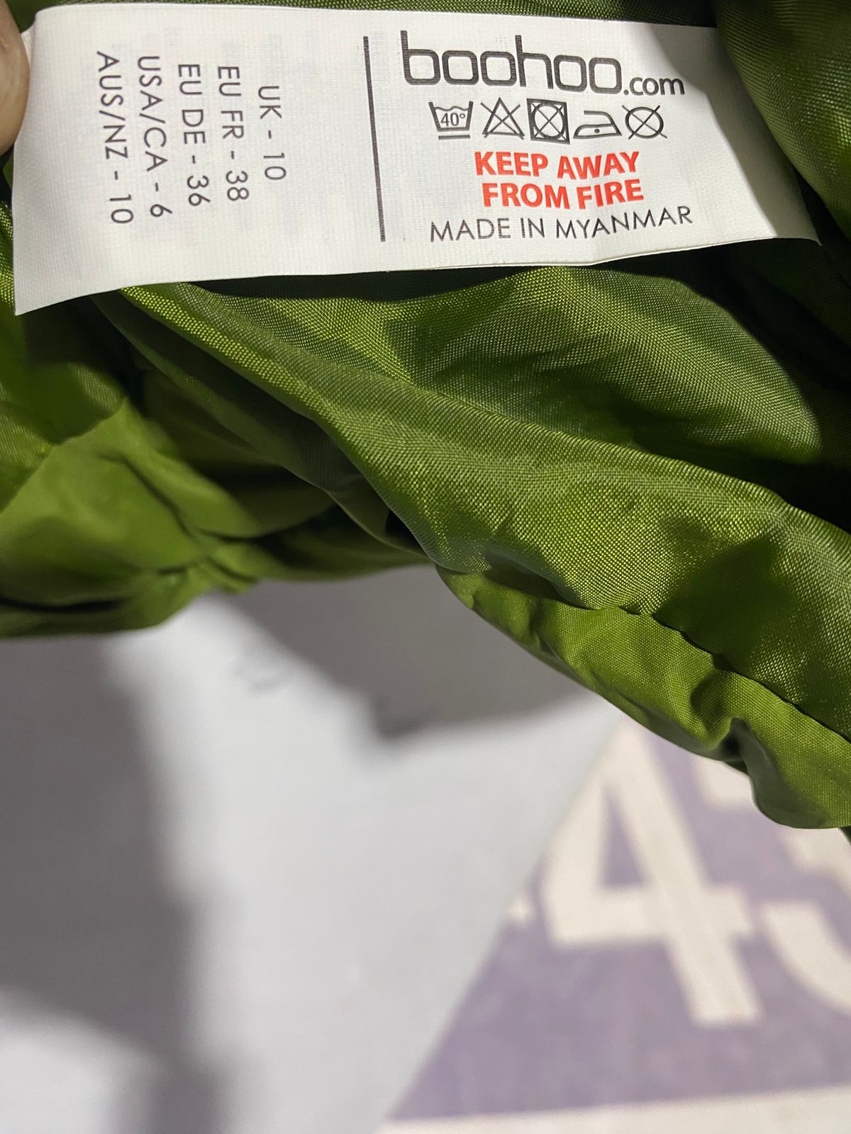 BOOHOO|M|BUST 24| Green Faux Fur Trim Hooded Padded Puffer Jacket