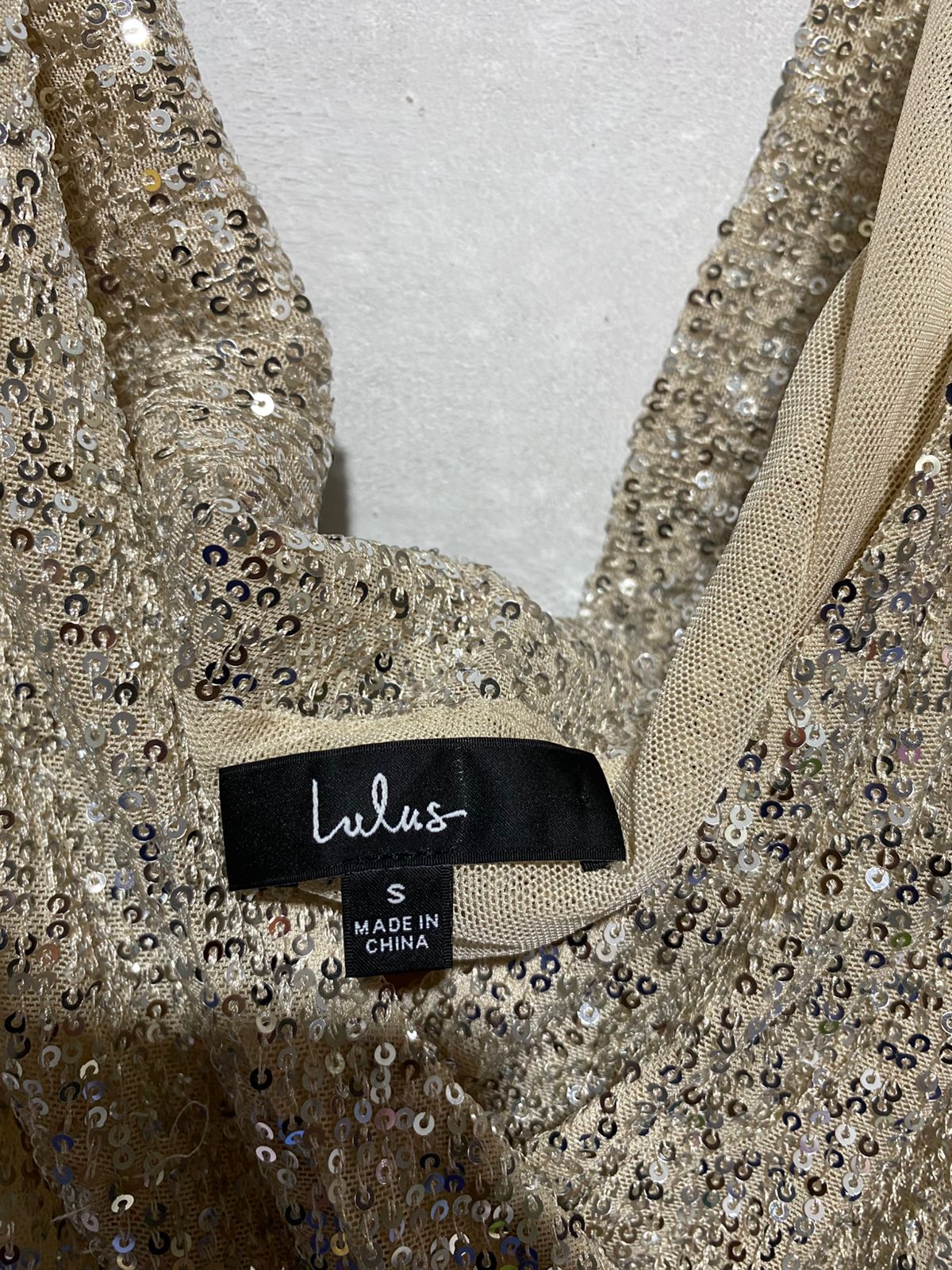 LULUS|S|BUST 15|Sequin Bodysuit