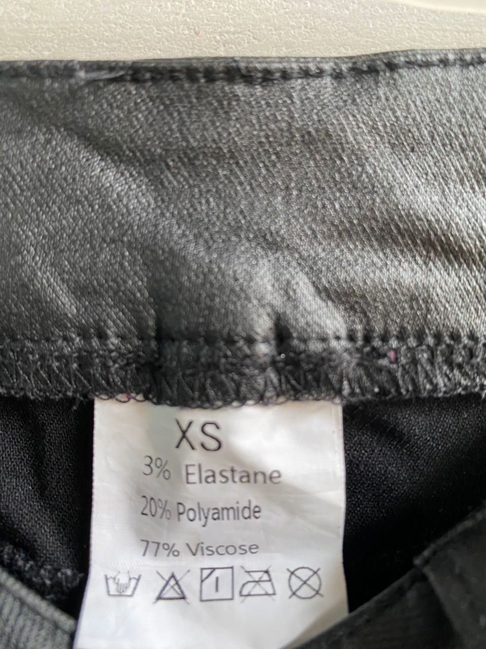 Black Faux Leather Seam Knee Straight Leg Pants|XS|WAIST 22