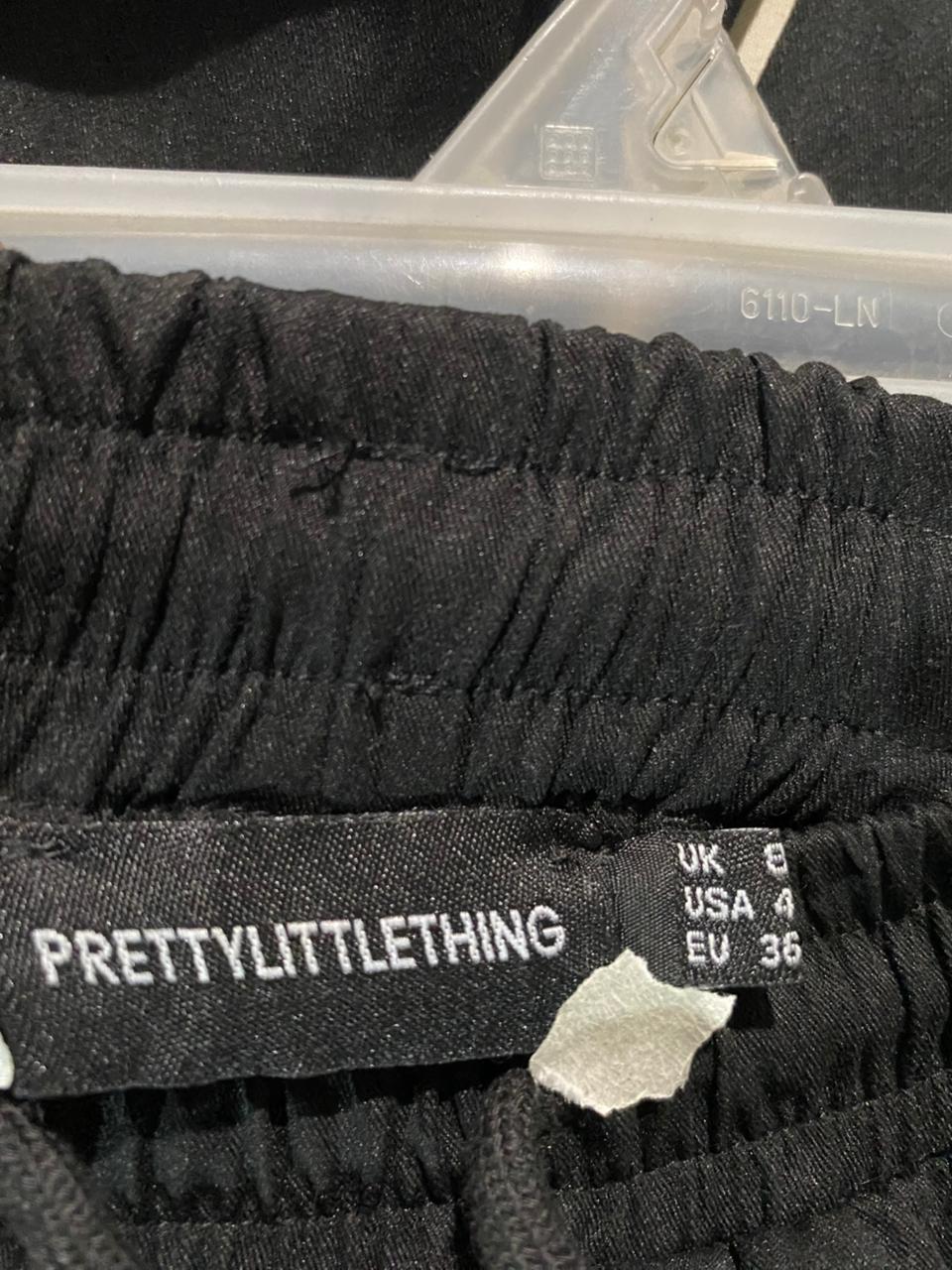 PRETTY LITTLE THING|XS/S|WAIST 24|BLACK DRAWSTRING CARGO JOGGERS
