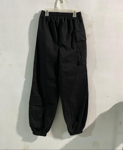 PRETTY LITTLE THING|XS/S|WAIST 24|BLACK DRAWSTRING CARGO JOGGERS