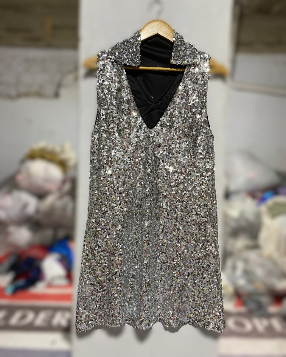NASTY GAL|XS|BUST 16|Silver Sequin Mock Neck Mini Dress