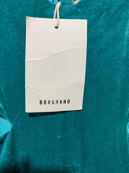 BBX BRAND|L|BUST 18|EMERALD GREEN VELVET MIDI DRESS WITH CUTOUTS