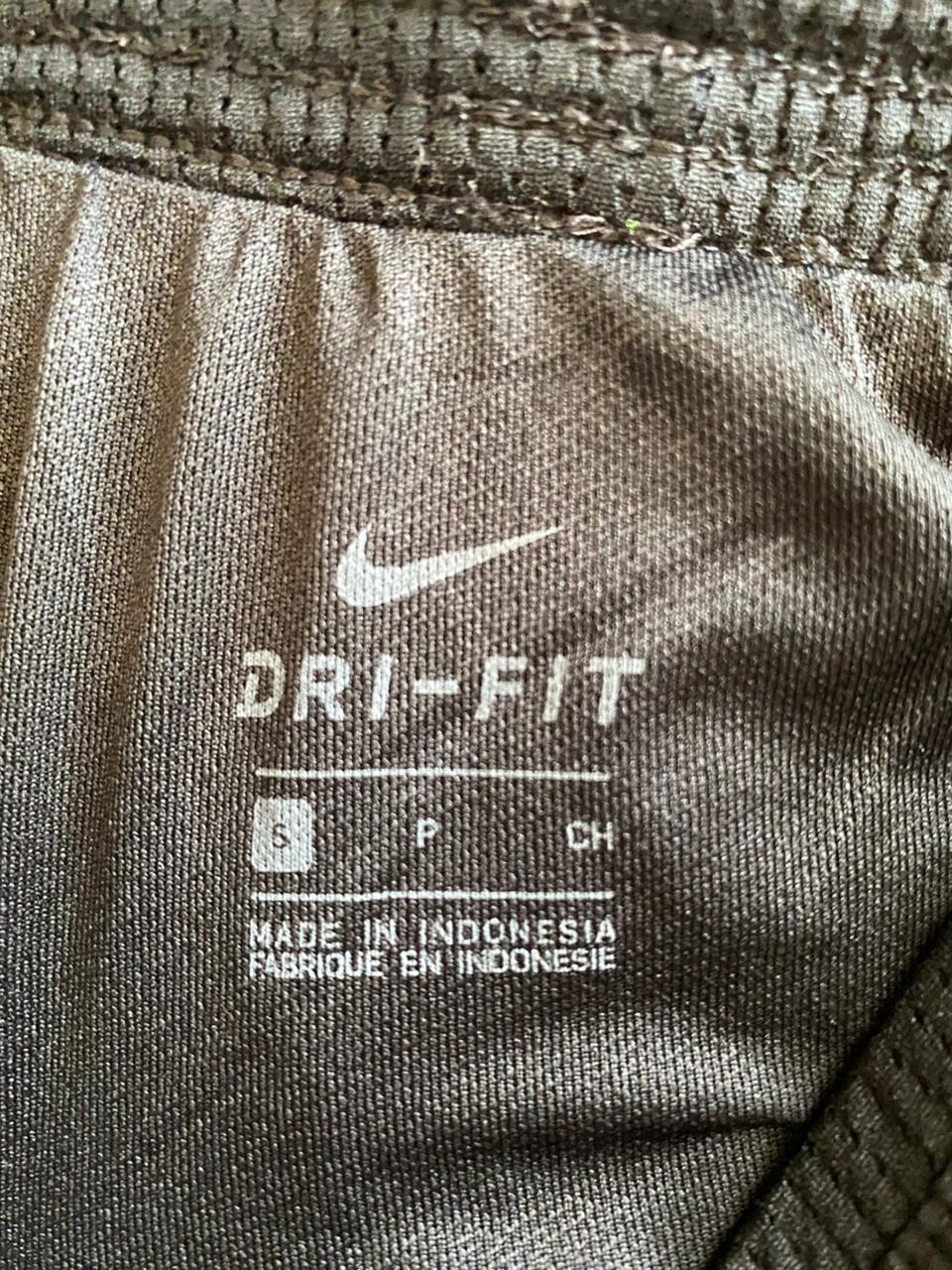 NIKE DRIFIT|S|BUST 28|SWOOSH RUNNING SHORTS