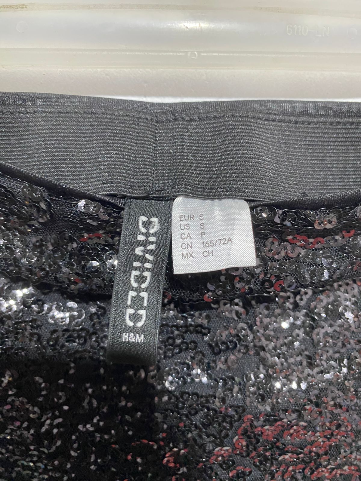 H&M DIVIDED|S|WAIST 28|BLACK SEQUIN MINI SKIRT