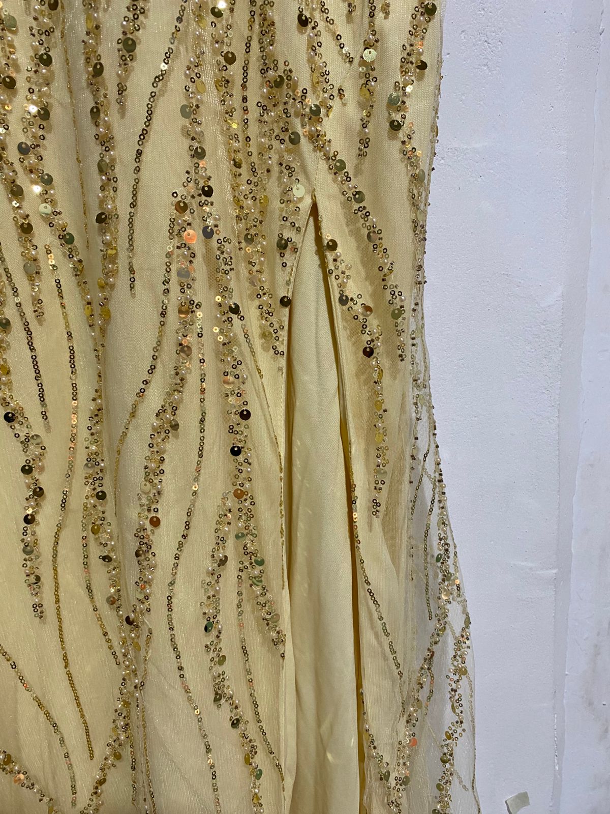 CHAMPAGNE GOLD BEADED MERMAID FORMAL GOWN| S | BUST 16