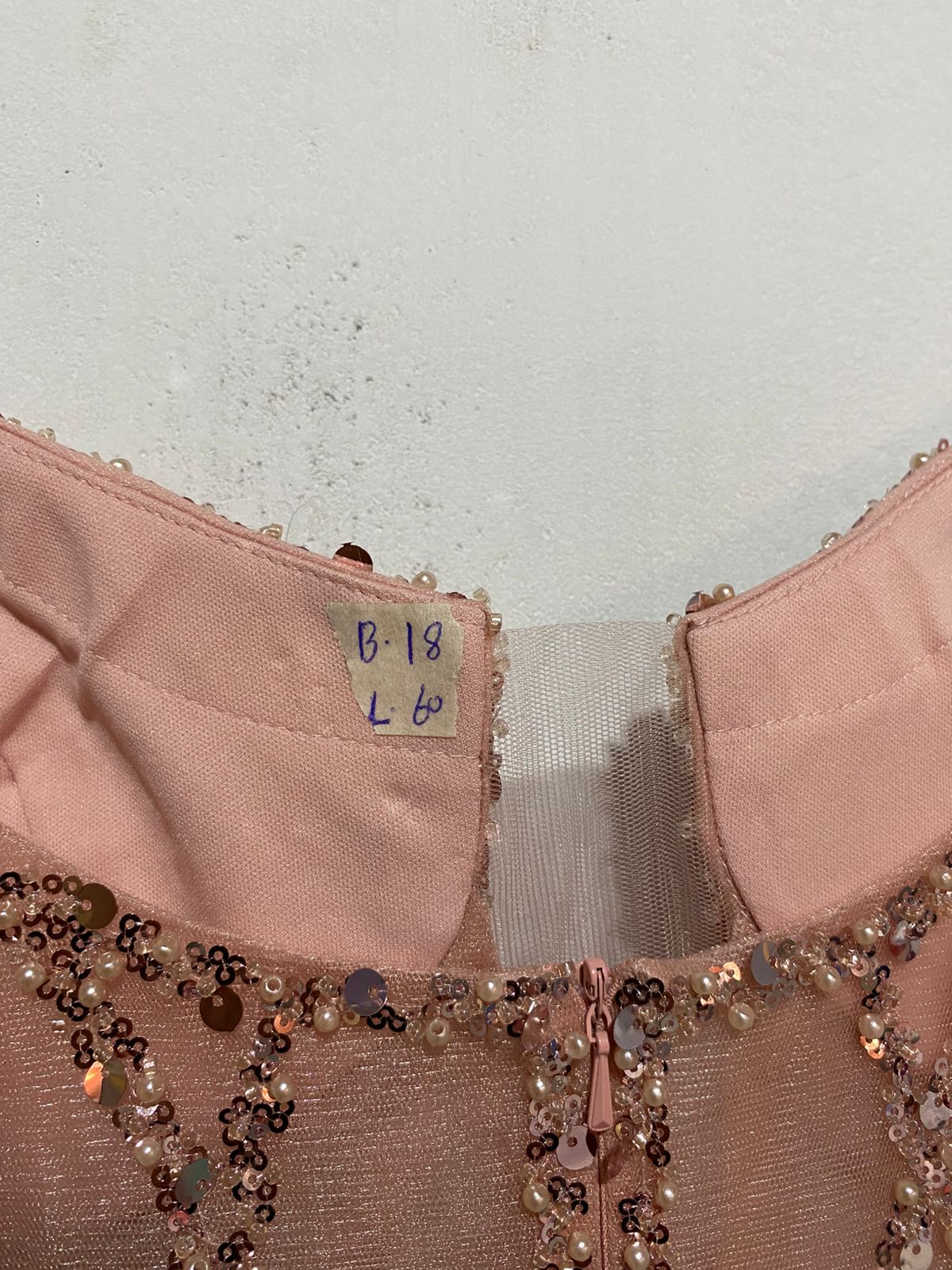 USTY PINK SEQUIN BEADED MERMAID GOWN| L |BUST 18