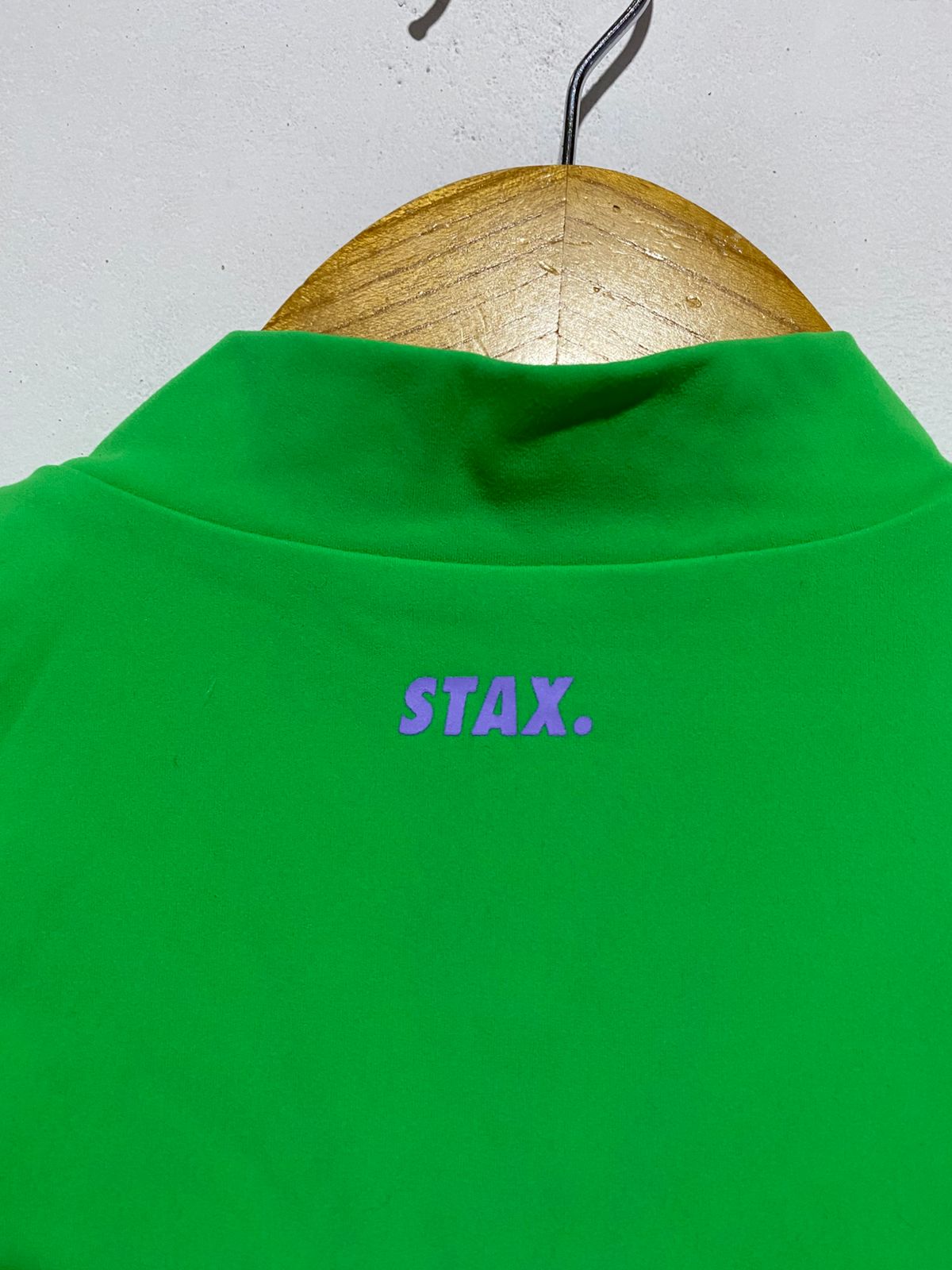 STAX|XSMALL|GREEN ATHLETIC CROP TOP AND SHORTS SET