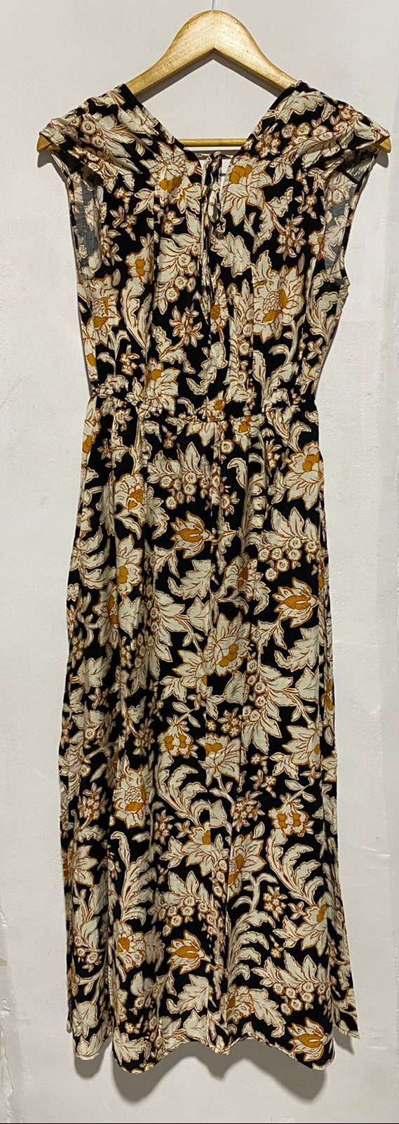 MNG|S|BUST 16|MANGO FLORAL WRAP NECKLINE DRESS
