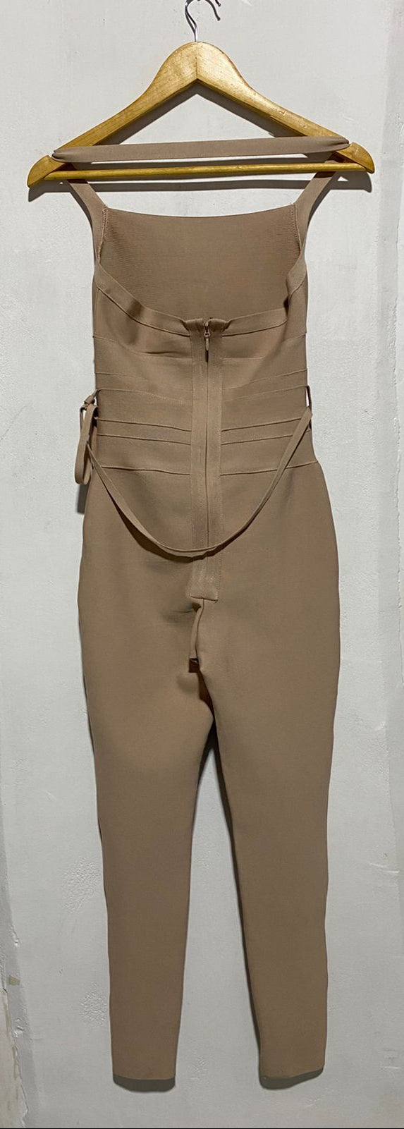 BELLA BARNETT|XS/S|BUST 13|BEIGE SLEEVELESS WIDE-LEG JUMPSUIT WITH TIE WAIST