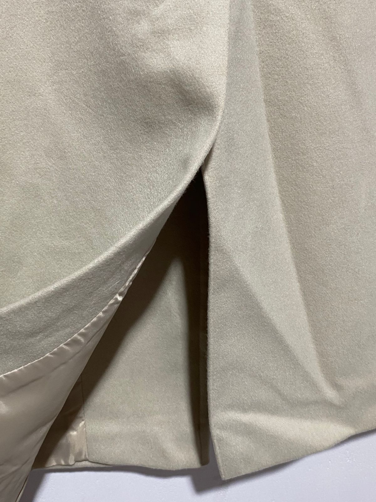 OASIS| S|BUST 18|BEIGE LONGLINE SLEEVELESS BELTED JACKET