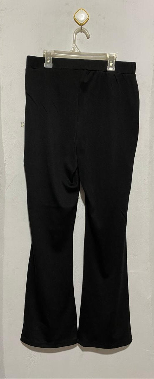 SHEIN |XL|WAIST 30|BLACK HIGH-WAIST FLARED PANTS