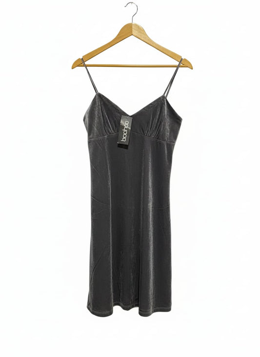 BOOHOO|M/L| BUST 16| V-Neck Velvet Midi Slip Dress