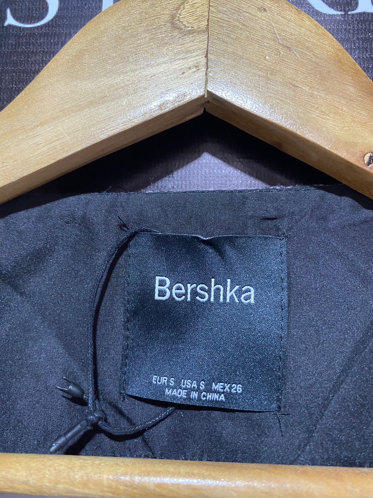 BERSHKA|S|BUST 17|Pink Tweed Cropped Top With Rhinestone Fringe