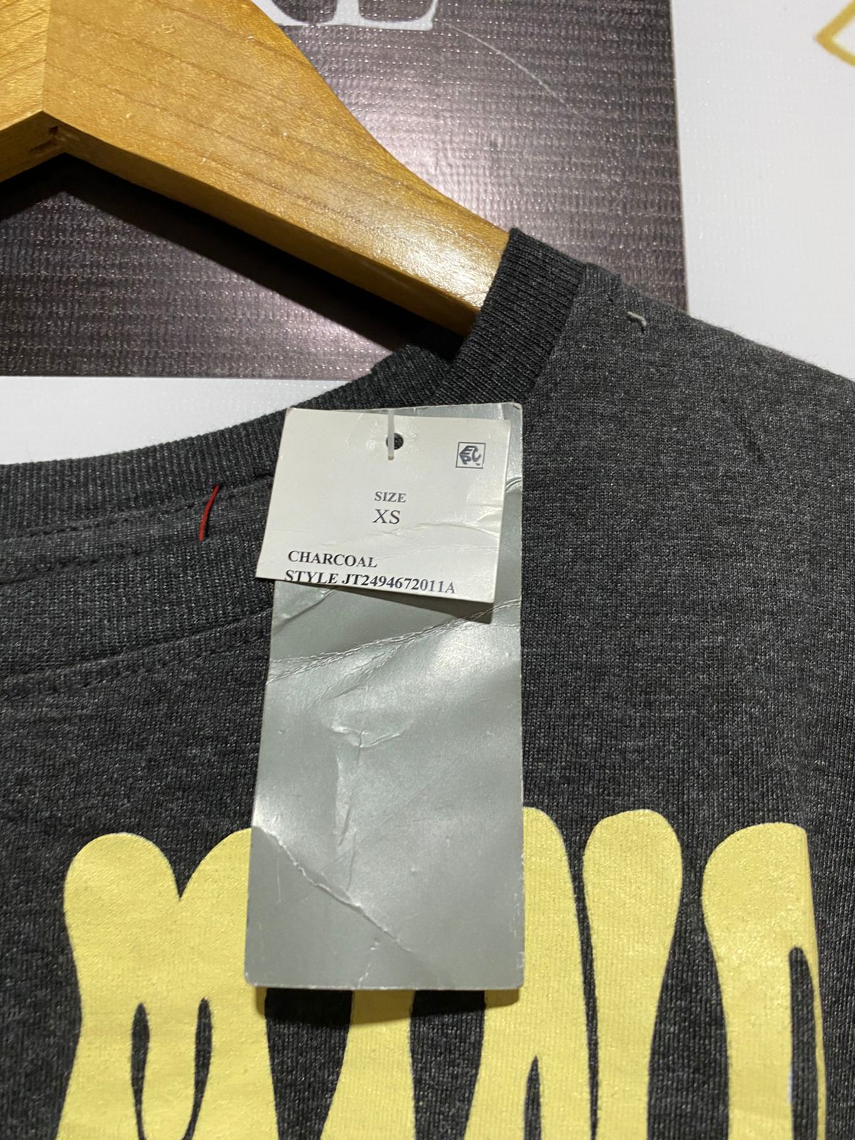 MODERN LUX|XS|BUST 20| GREY HAPPY MIND HAPPY LIFE FLORAL GRAPHIC TEE