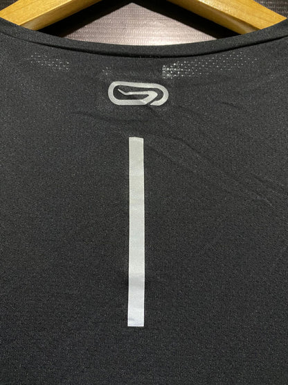 KALENJI|L/XL|BUST 20| Black V-Neck Running T-Shirt