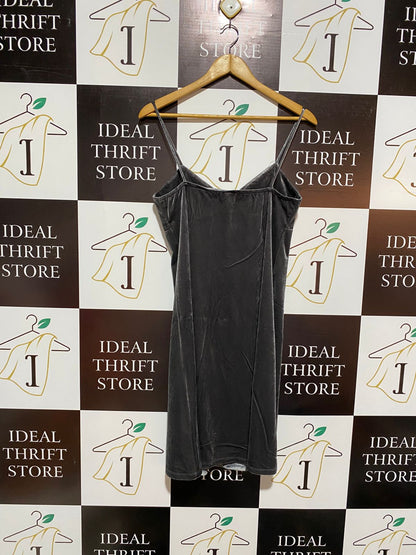 BOOHOO|M/L| BUST 16| V-Neck Velvet Midi Slip Dress